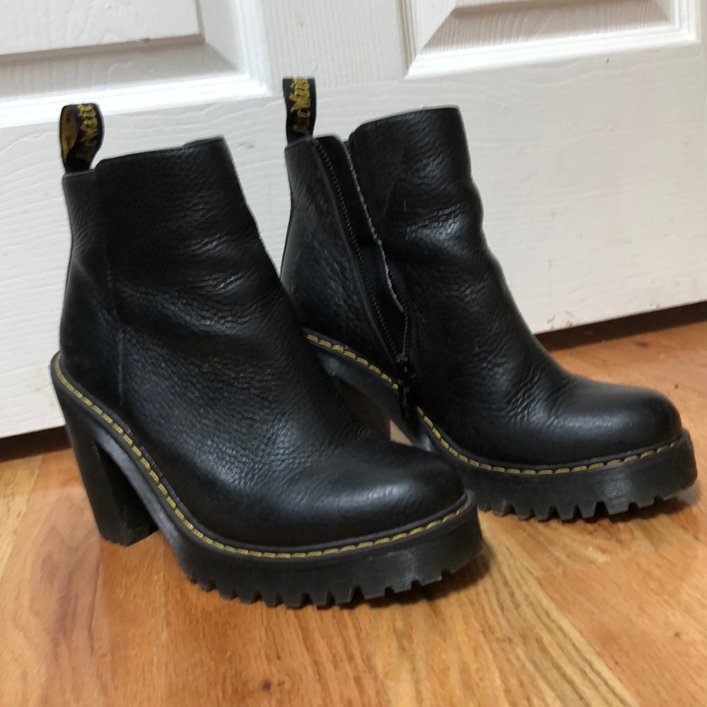 Doc Martens Heeled Chelsea Boot